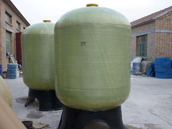 DN1400的玻璃钢软水罐